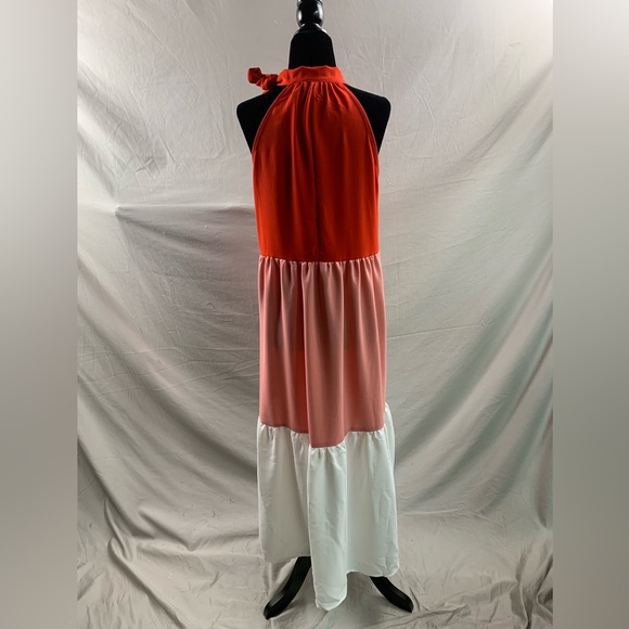 Colorblock Ruffle Hem Halter Neck Dress - Picture 8 of 9